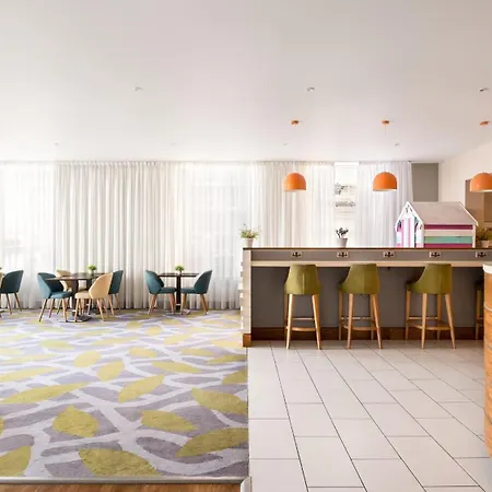 Holiday Inn Brighton Seafront By Ihg-3