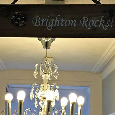 Brighton Surf Guest House-2