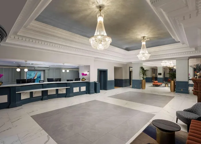 Doubletree By Hilton Brighton Metropole