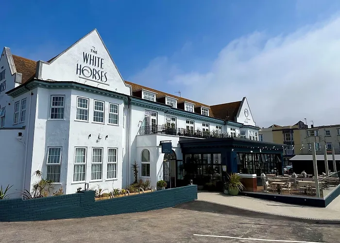 The White Horses By Everly Hotels Collection